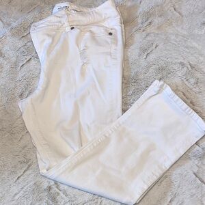 PAIGE White Straight Leg Women Capris